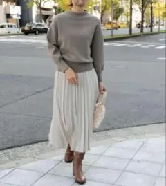 【美品】プリーツロングスカート／アーバンリサーチ ドアーズ