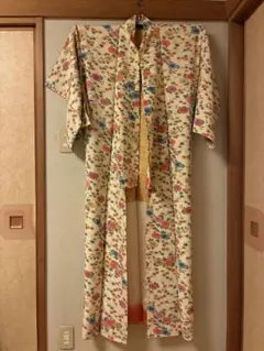 【着物生地】正絹／リメイク／小物製作など／花柄／紅葉柄