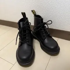Dr.Martens EMMELINE 5ホールブーツ 27.0 《未使用級》 - メルカリ