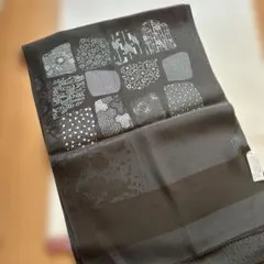 黒のパターン入り帯揚げ