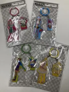 ご近所物語 サンリオ 2連チャームキーホルダー 4種セット - メルカリ