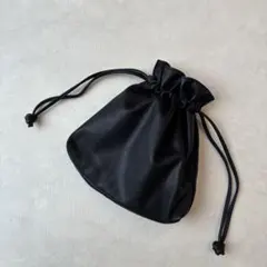 美品　フェイクレザー　巾着バッグ　ブラック　黒　レザー