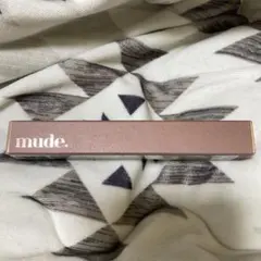 mude. インスパイアロング ラッシュカーリングマスカラ 01