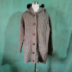 Item thumbnail for item 90c2b7c3-6ba0-42d8-8fc5-e9cf2591de4e