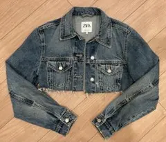 ZARA マイクロクロップド丈デニムジャケットのサムネイル