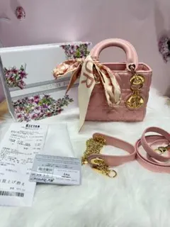 CH*-*RIST~IAN DI！OR！ ロゴトートバッグ - メルカリ
