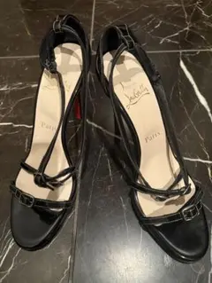 Christian Louboutin ブラックレザーサンダル