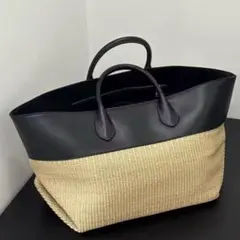 トートバッグ 黒とベージュのコンビネーション