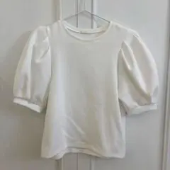 GU 新品未着用 トップス パフスリーブ Tシャツ ホワイト 半袖 Sサイズ