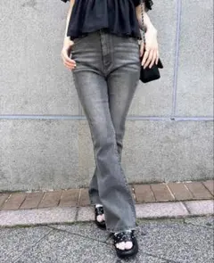 グリッターラメフレアデニムパンツのサムネイル
