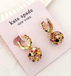Kate Spadeオンザ ドット スフィア ハギー ピアス