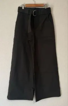 【未使用品】GU ベルト付きワイドパンツ カーキ Mサイズ