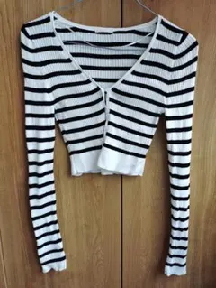 白黒のストライプ クロップドカーディガン S