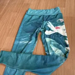 水彩画風花柄ヨガウェア