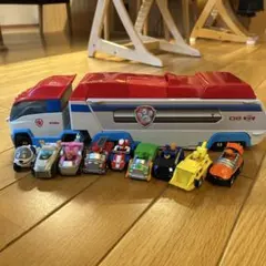 PAW Patrol トレーラーとキャラクターセット