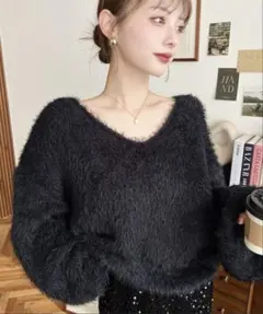 Vネック　バルーンスリーブ　ロングシャギー　ニットプルオーバー　トップス