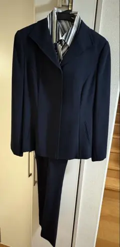 S.D.I ネイビーパンツスーツ 11ABRサイズ