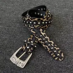 ヒョウ柄スタッズ付きベルト