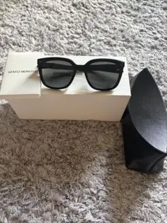 25SS コレクション！ジェントルモンスター［Loloe］サングラス　ケース付き 25SS コレクション！ジェントルモンスター［Loloe］サングラス ケース
