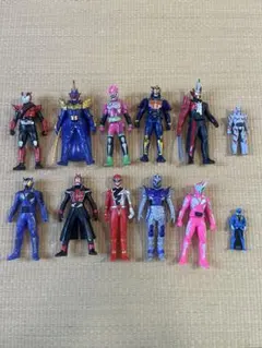 戦隊ヒーロー フィギュア 12体セット