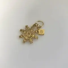 CHANEL ゴールドトーン 雪の結晶チャーム ホリデー限定 非売品