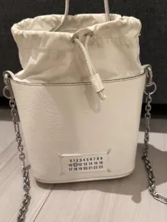 Maison Margiela 5AC バケットバッグ ホワイトのサムネイル