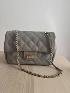 チェーンキルティングレザーバッグ