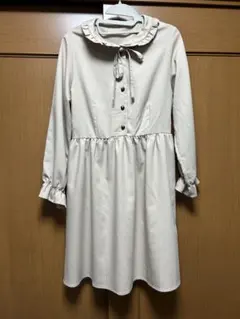 ベージュ フリル襟 長袖ワンピースのサムネイル