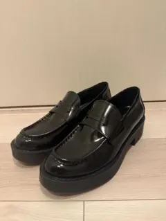 ZARA ギャザー入りソフトモカシン - メルカリ