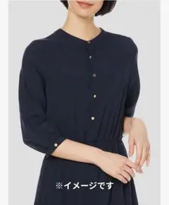 ネイビー Vネック シャツワンピース ウエスト紐のサムネイル