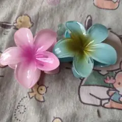 ハイビスカス花型ヘアアクセサリー 2個セット