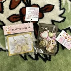 未使用　キャンディバニー　コンパクトミラー　ピアス