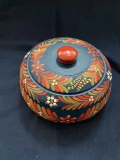 東欧　ヨーロッパ　手描き　木製小物入れ　トールペイント　菓子鉢　蓋付き
