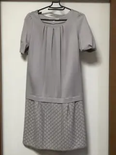 【美品】　ワンピース　ナチュラルビューティー　ベージュ　かわいい　オシャレ