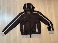 Mercedes-Benz × PUMA コラボナイロンジャケット