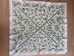 ウズベキシタン　スザニ刺繍ファブリック ハンドメイド　約85㎝×93㎝