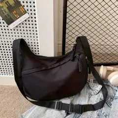 【週末限定セール】ショルダーバッグ ナイロン レディース 韓国 通勤 通学 黒