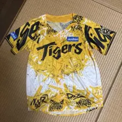 【値下げ】阪神タイガース ユニフォーム 黄色 グラフィック柄のサムネイル