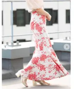 ★新品タグ付　lily brown 紫陽花マーメイドスカート0