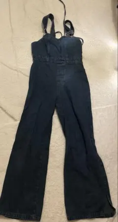 ダークデニム サロペット フレアパンツのサムネイル