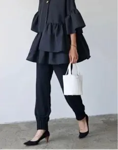 yori セレモニーピンタックパンツ 36 ネイビー - メルカリ