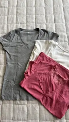 Banana Republic 半袖 Vネック Tシャツ 3枚セットのサムネイル
