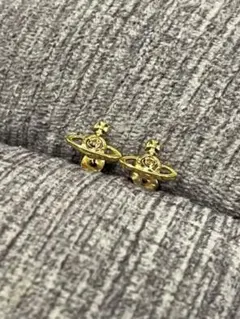 ヴィヴィアンウエストウッド　オーブピアス