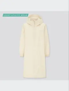 ユニクロ　ライトブロックテックコート　NATURAL