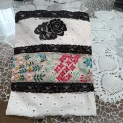 刺繍レースポーチ ホワイト
