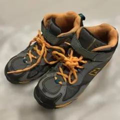 New Balance KV703HDY キッズ トレッキングシューズ 21.5のサムネイル