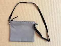 グレー サコッシュ ショルダーバッグ