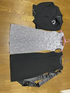 黒とシルバーのフォーマルドレスとジャケットセット