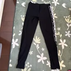 RVCA サイドロゴ ブラックレギンス BA043-855のサムネイル
