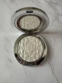 DIOR FOREVER GLOW LUMINIZER 06オパールシークイン